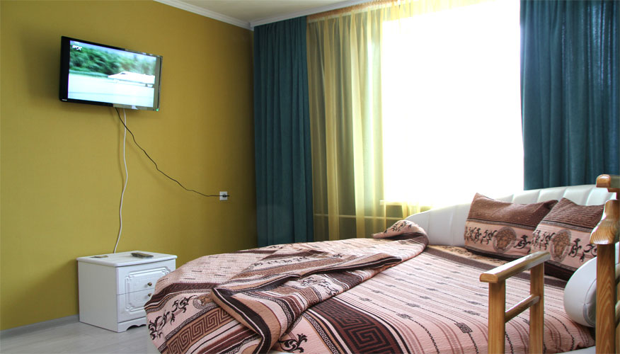 Дешевая краткосрочная аренда в Кишиневе, Рышкановка: 1 комната, 1 спальня, 30 m²